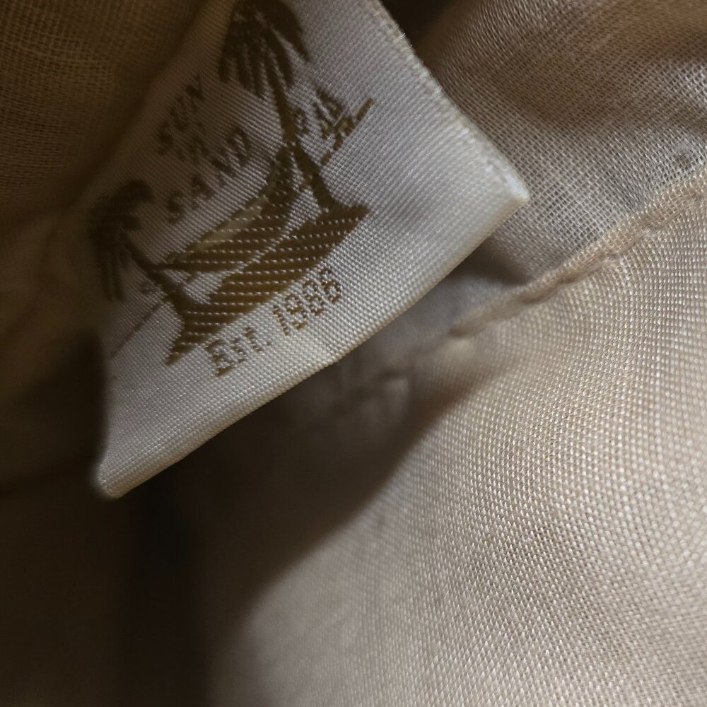 Sun 'N' Sand Wicker Tote by Paul Brent. - Picture 2 of 6